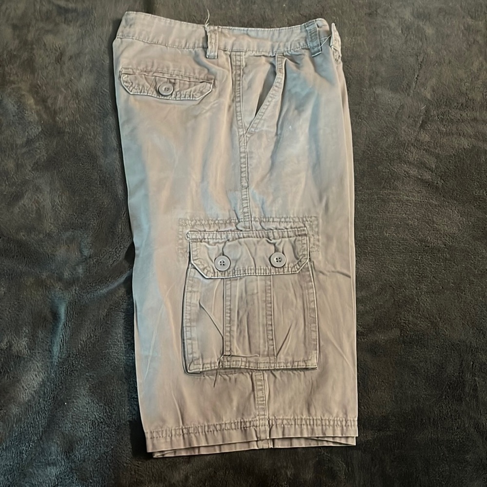 Gray Cargo Shorts | Size 12 | Used |